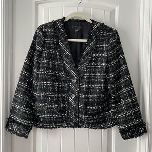 Ann Taylor Black & White Plaid Cropped Blazer Size 6